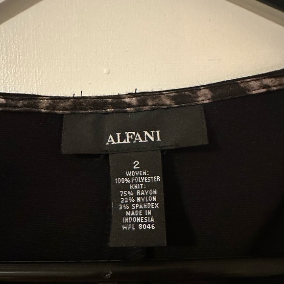 Adorable dress! - Picture 2 of 3